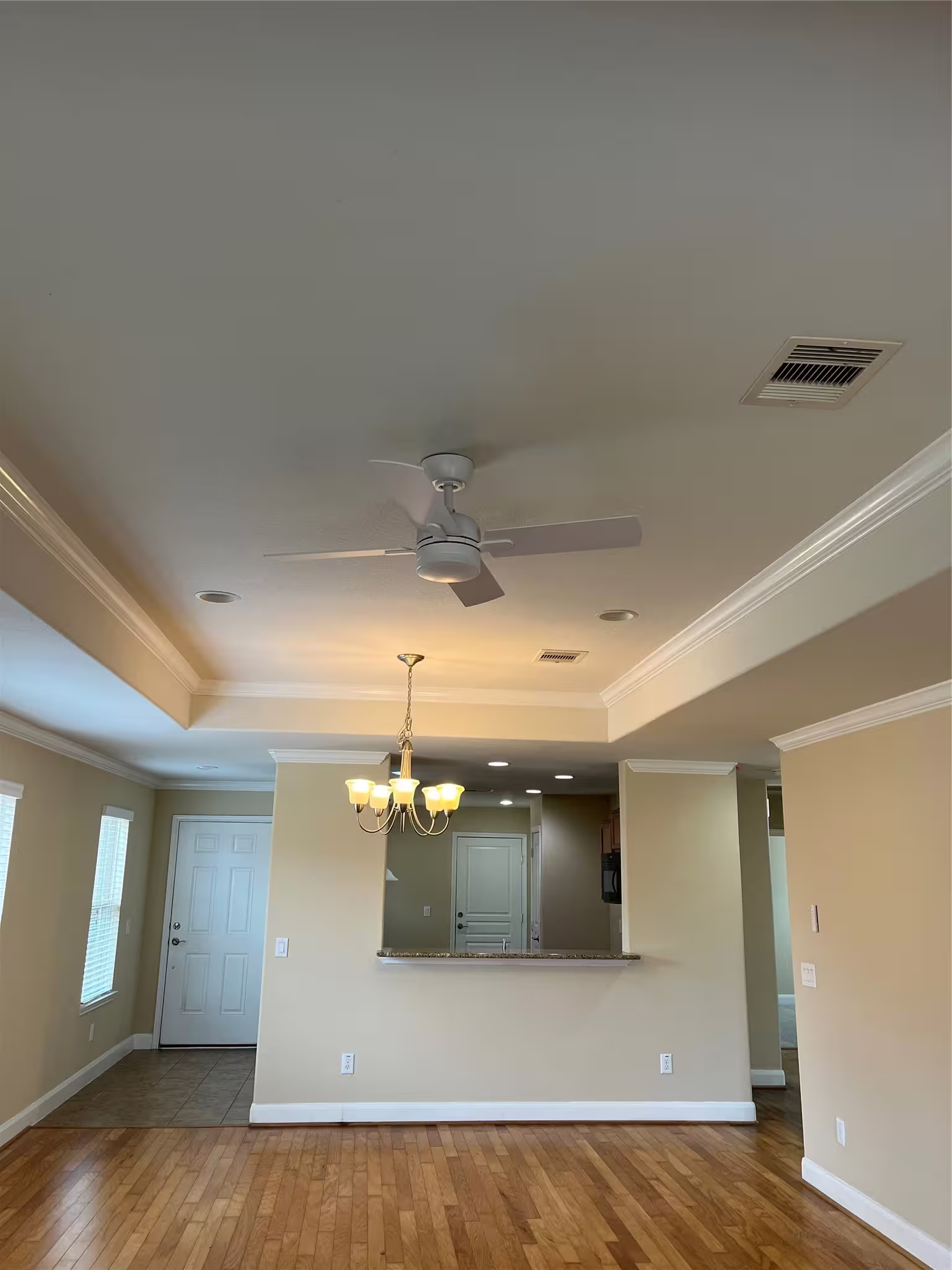 Photo 5 of 618 Windward Court, Richmond, TX
