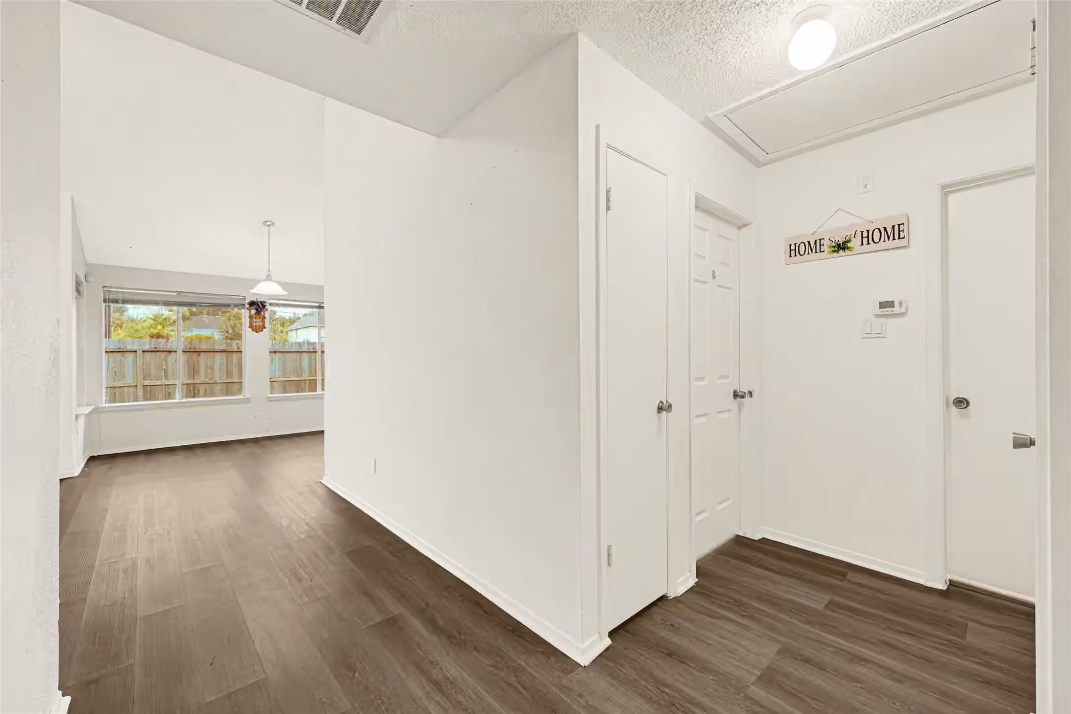 Photo 6 of 10802 Forest Leaf Drive, Sugar Land, TX
