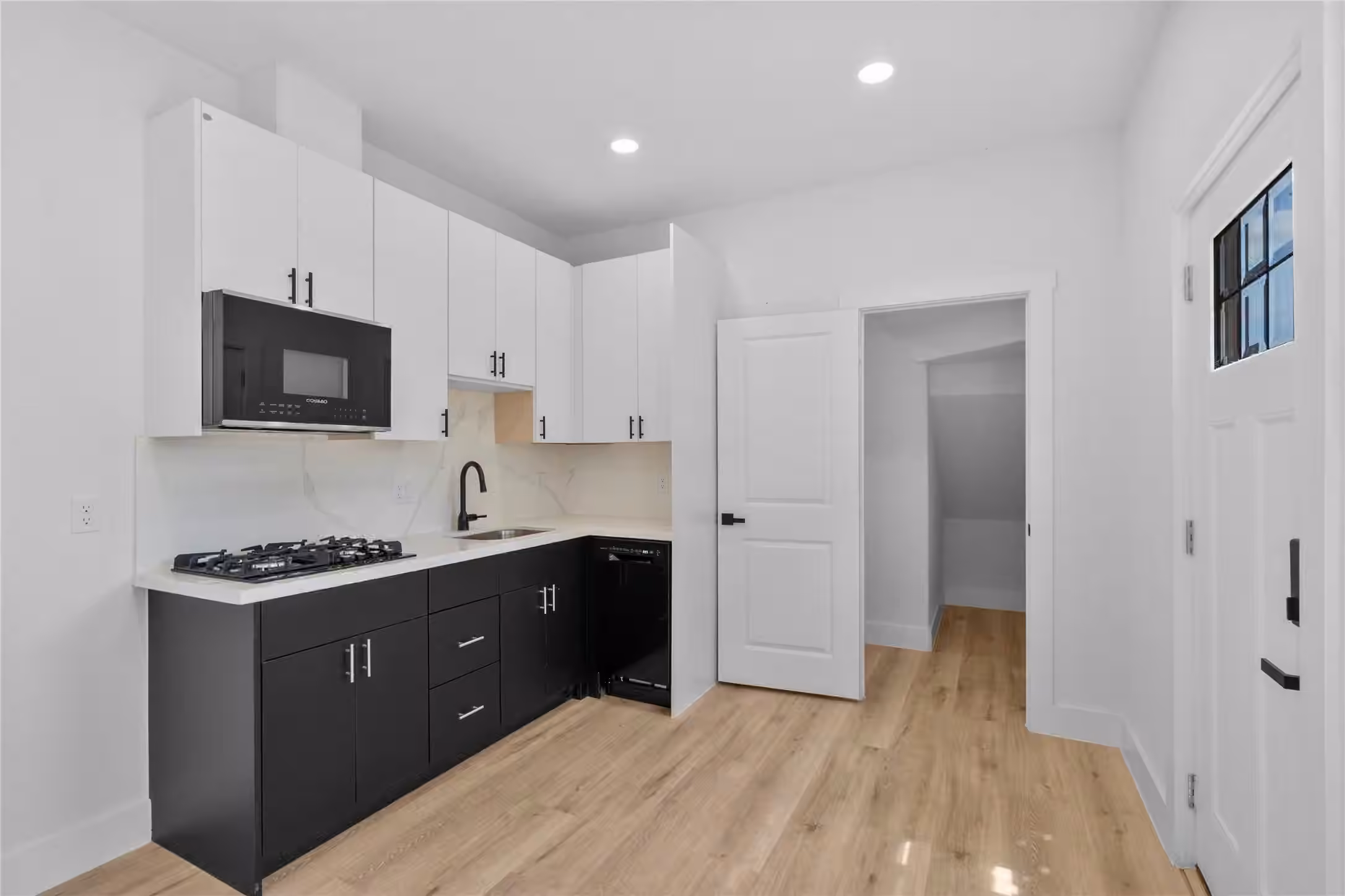 Photo 6 of 3510 Saltus Street, Houston, TX
