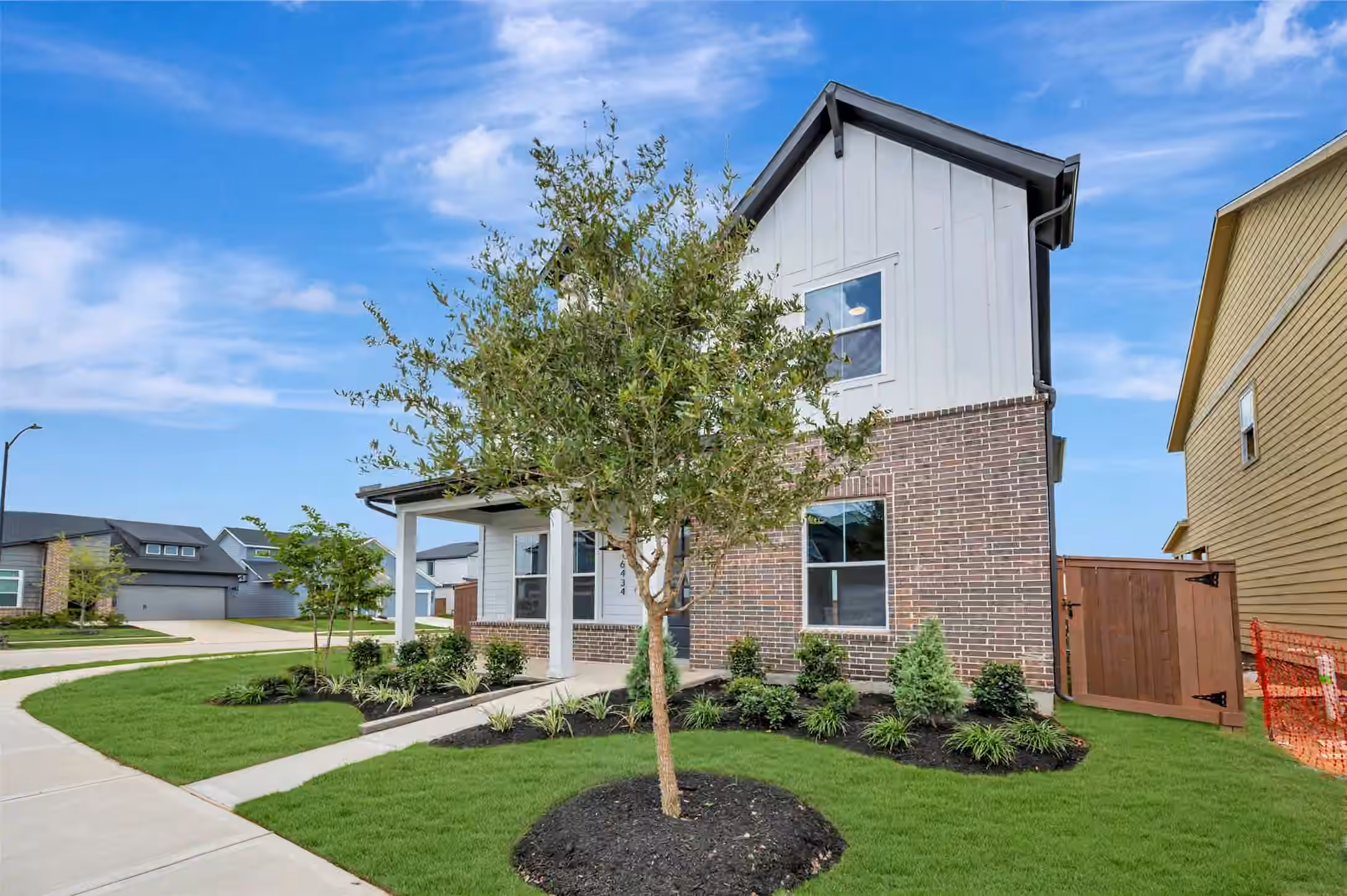 Photo 3 of 6434 Haltwhistle Lane, Katy, TX