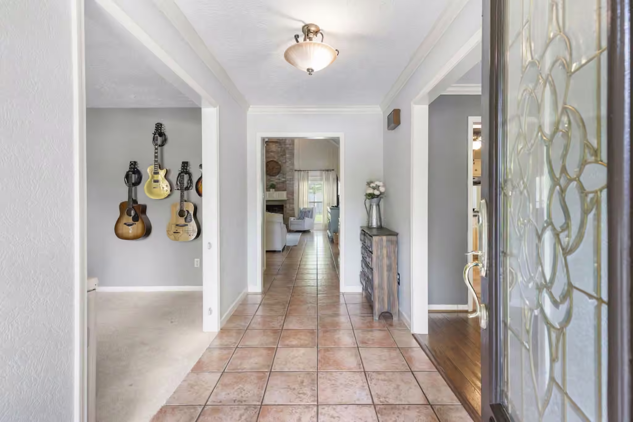 Photo 4 of 15619 Pebble Bend Drive, Houston, TX