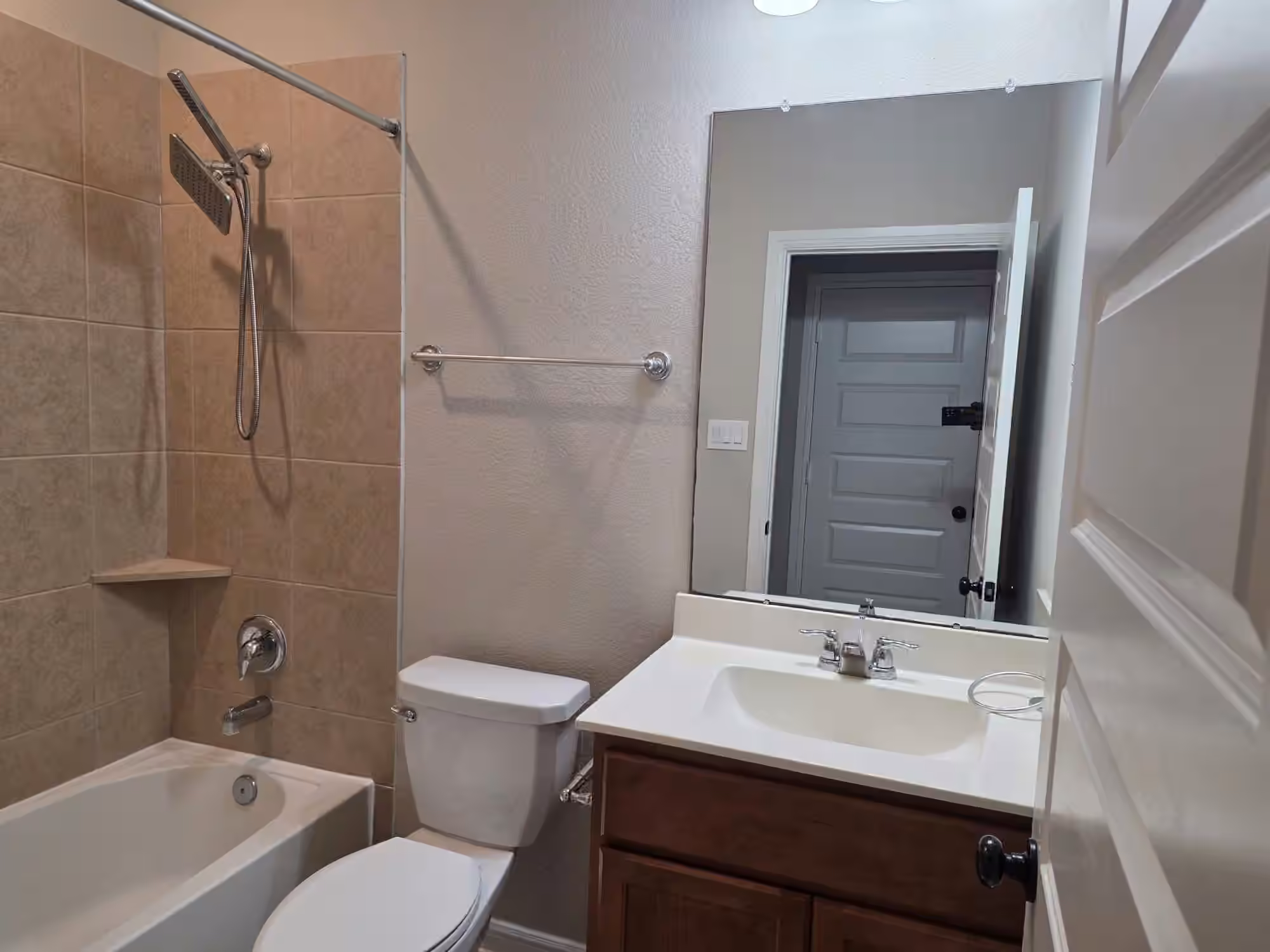Photo 3 of 18810 Fulvetta Haven Way, Richmond, TX