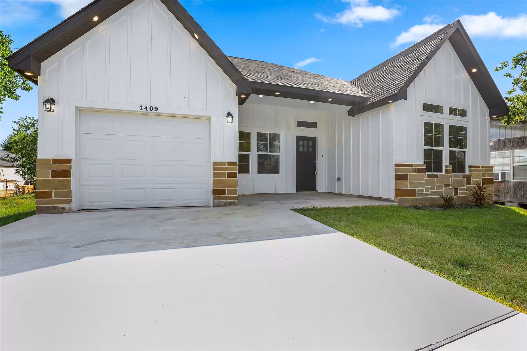 Photo of 1409 N Avenue S, Freeport, TX 77541