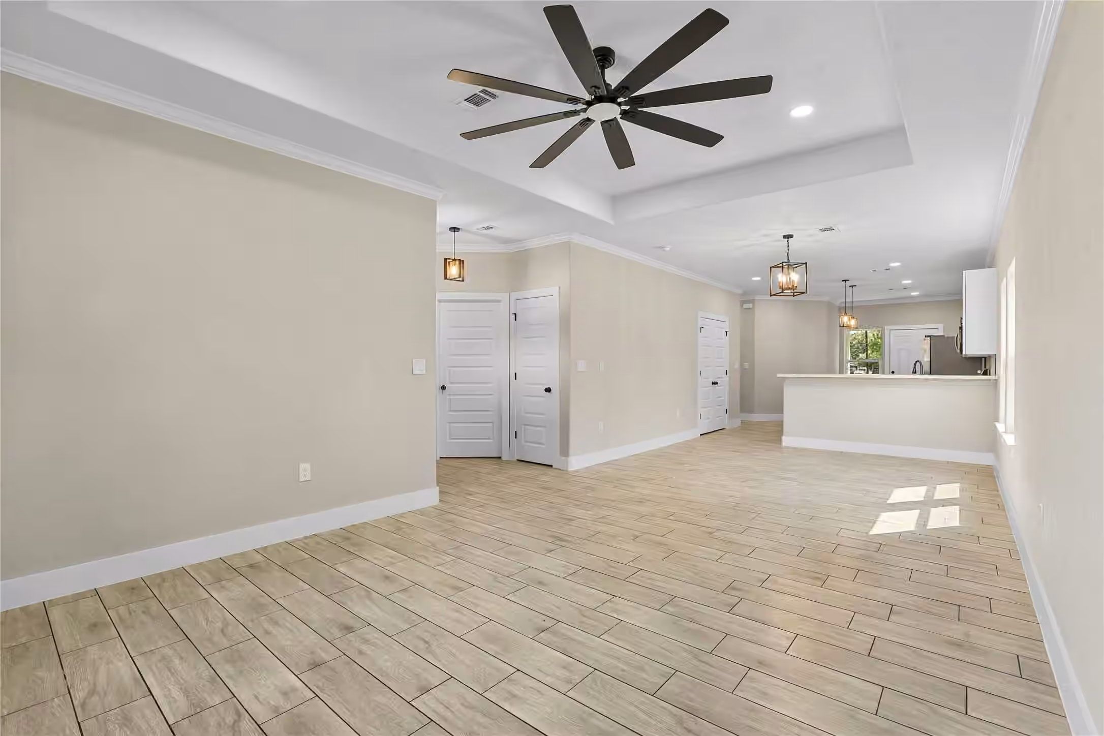 Photo 3 of 1409 N Avenue S, Freeport, TX