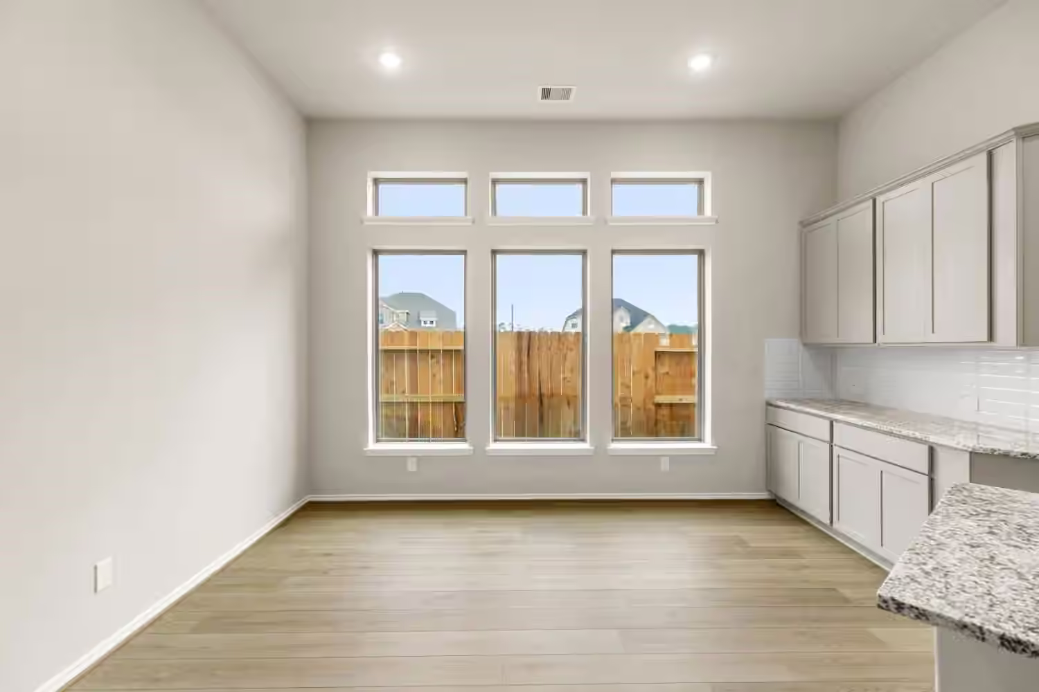 Photo 5 of 9358 Cordial Circle, Montgomery, TX