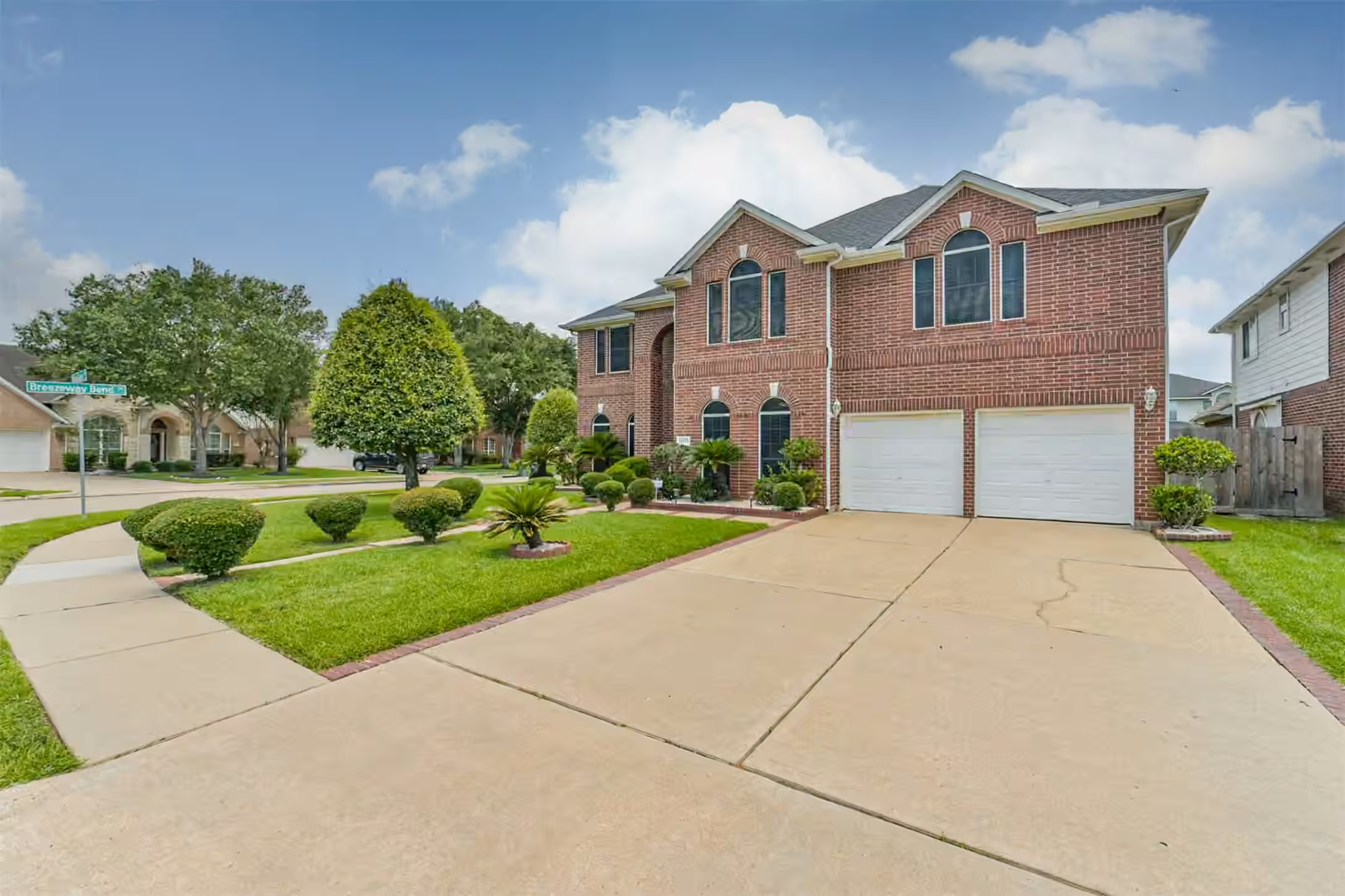Photo 3 of 11319 Windy Dawn Drive, Pearland, TX