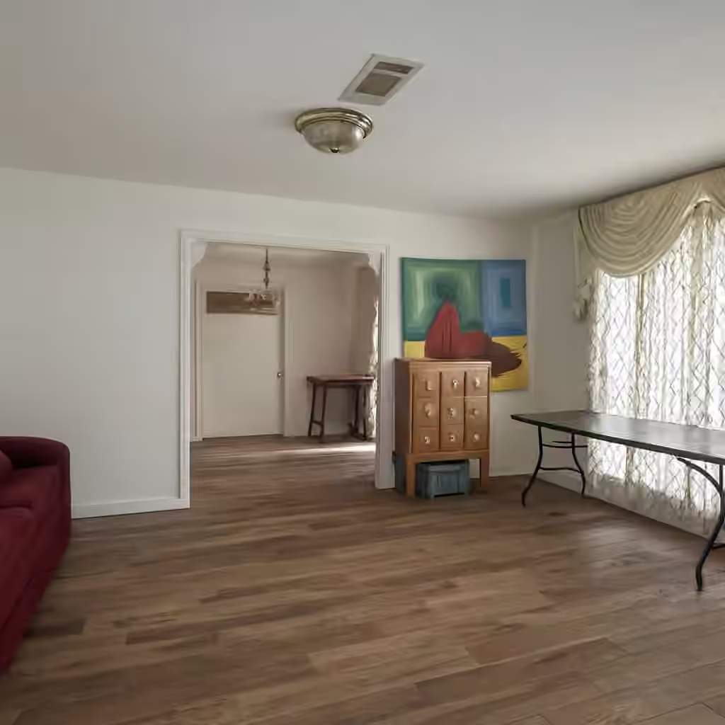 Photo 5 of 9722 Braesmont Drive, Houston, TX
