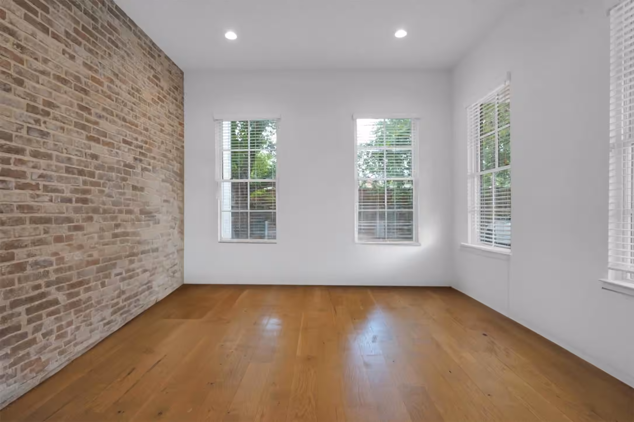 Photo 6 of 9115 Hammerly Boulevard, Houston, TX