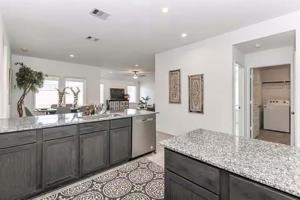 Photo 5 of 1026 Appaloosa Lane, Rosharon, TX