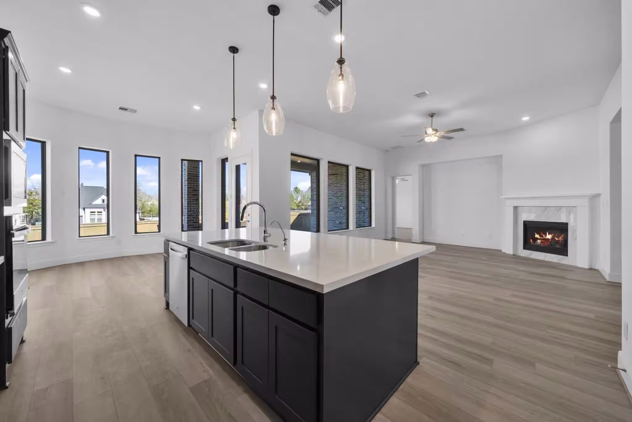 Photo 5 of 10290 Bluegill Crest Drive, Willis, TX