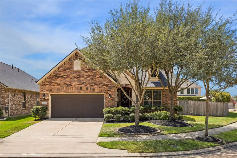 Photo 7 of 8126 Sweet Gardens Court, Cypress, TX