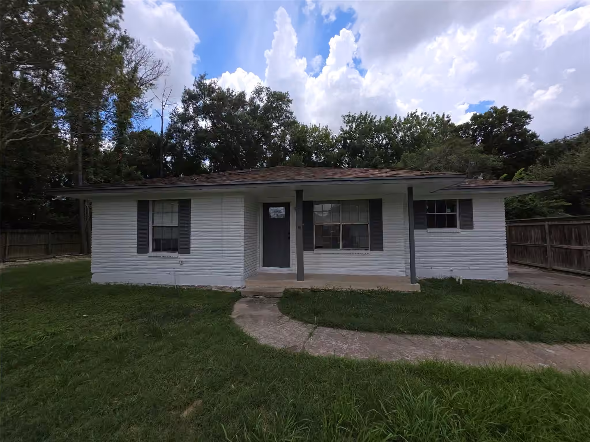 Photo of 10424 Ballantine Street, Houston, TX