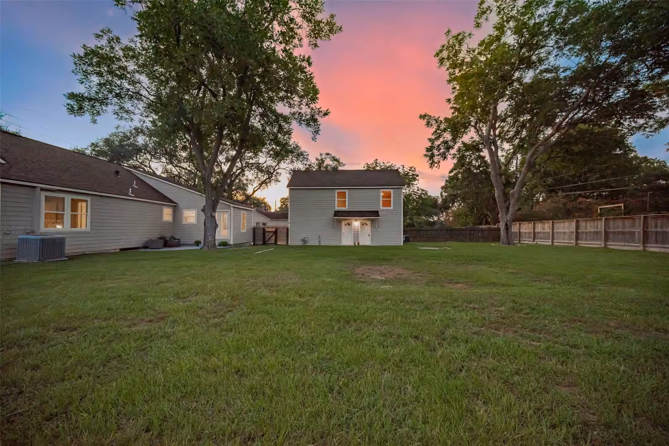 Photo 3 of 723 N Meyer Street, Sealy, TX