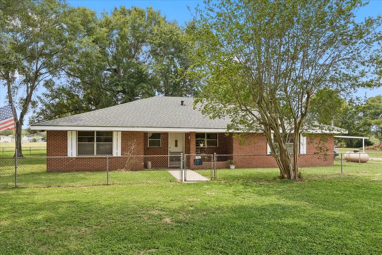 Photo 2 of 26523 Dobbin Huffsmith Road, Magnolia, TX