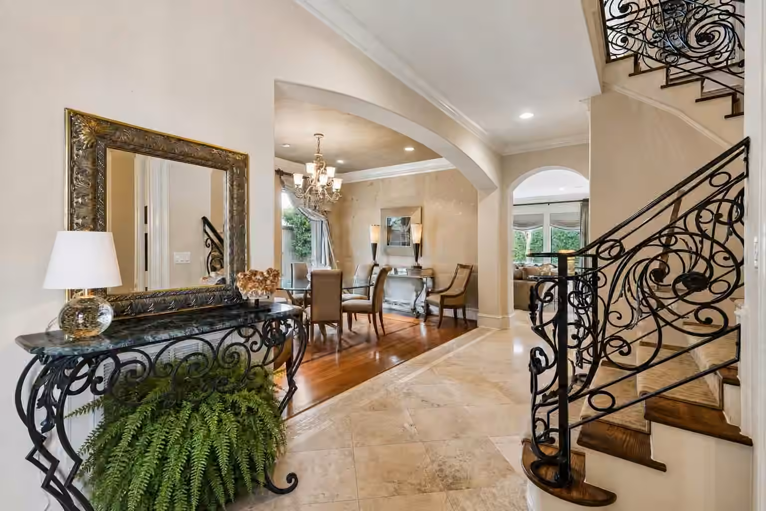 Photo 4 of 3016 Mid Lane B, Houston, TX