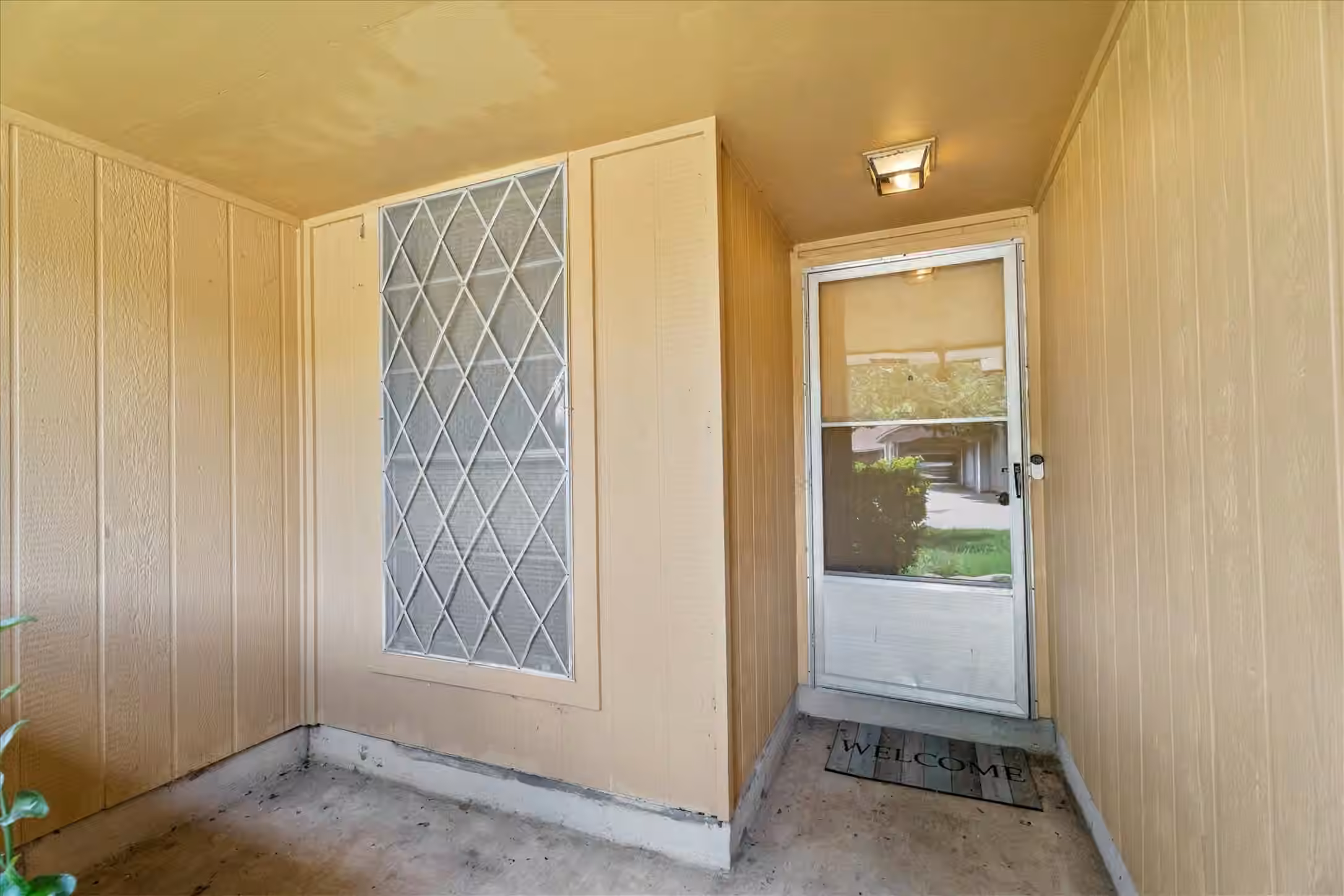 Photo 4 of 2502 Woodwild Drive, Houston, TX