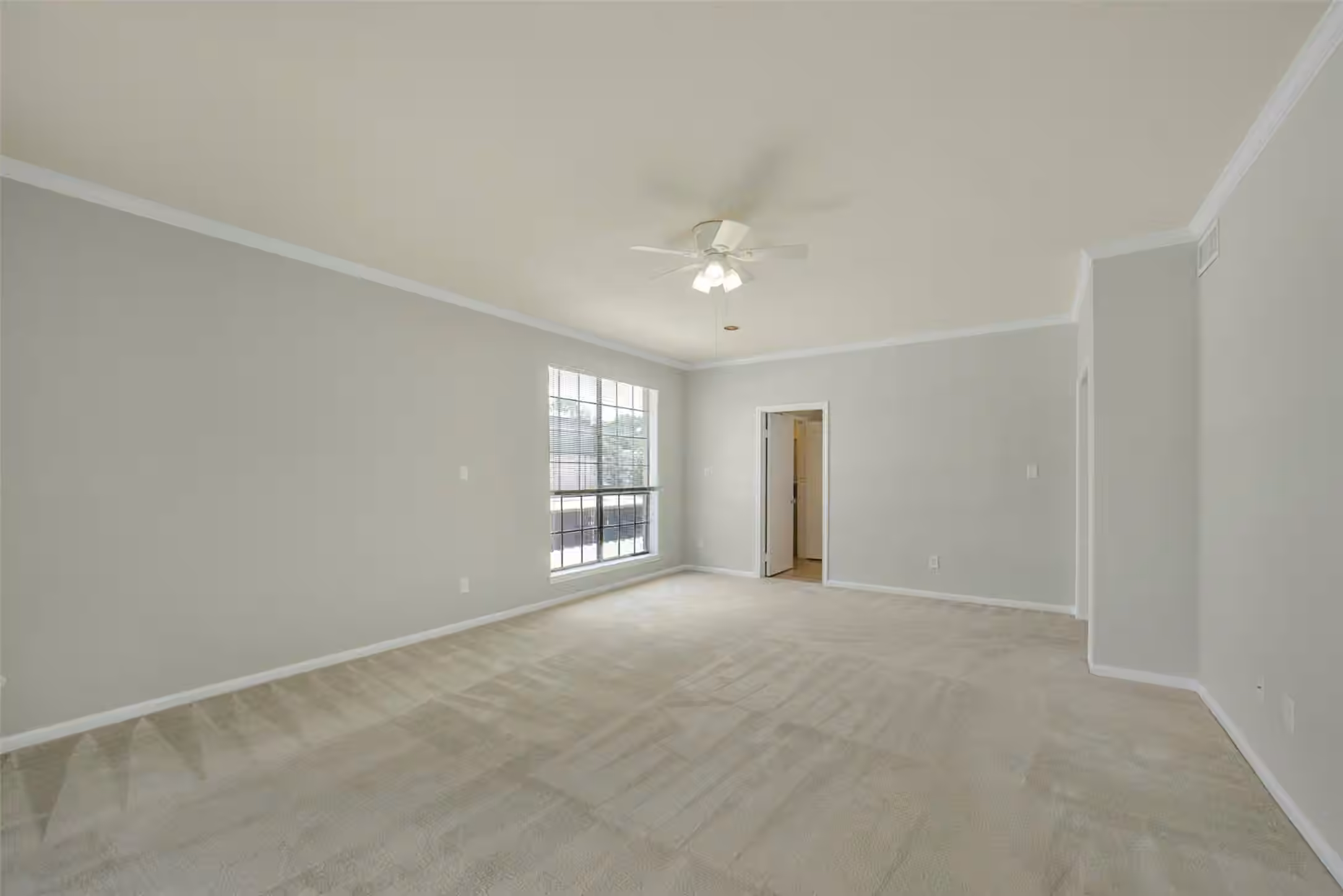 Photo 6 of 2400 N Braeswood Boulevard 213, Houston, TX