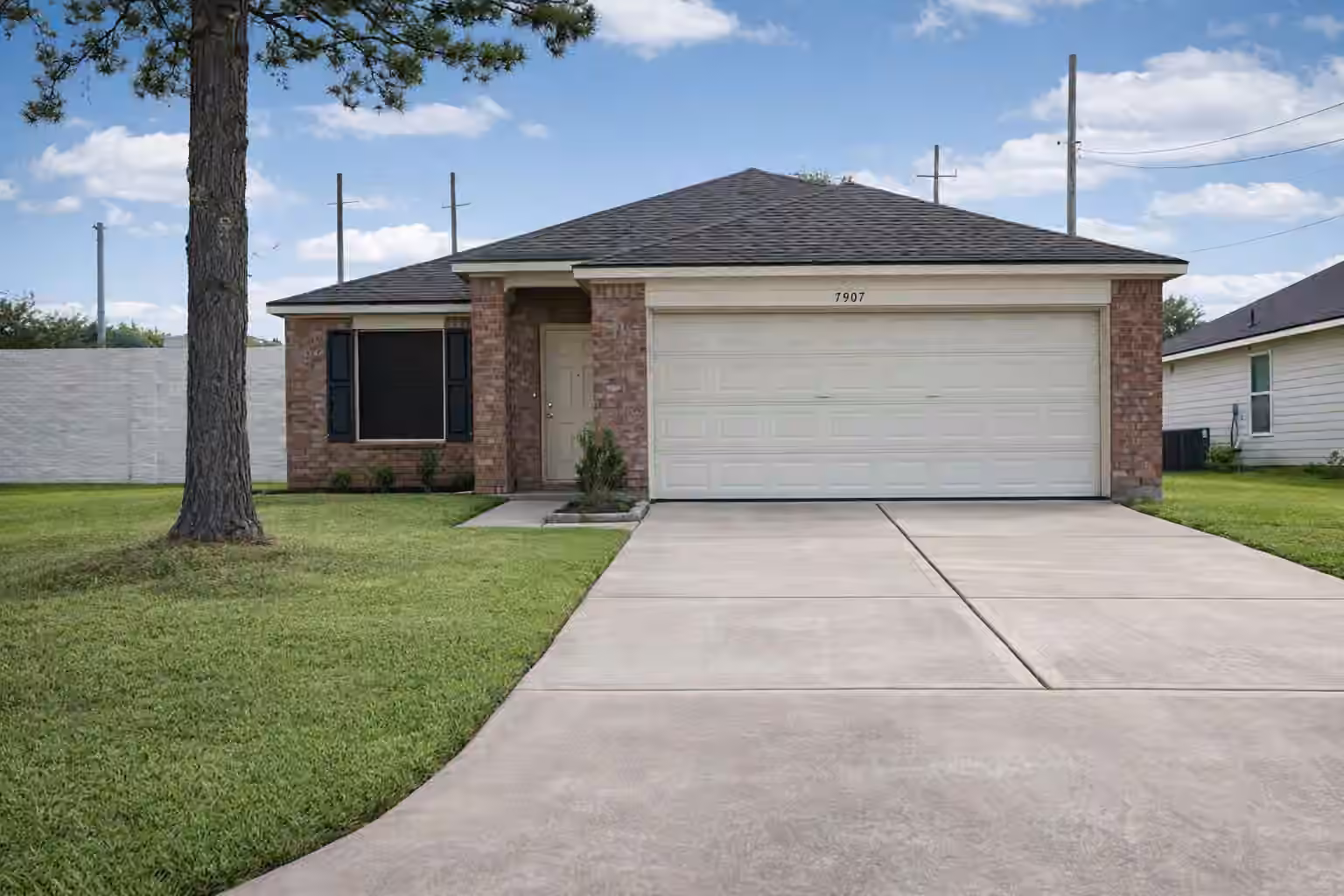 Photo of 7907 Fire Thorn Lane, Cypress, TX