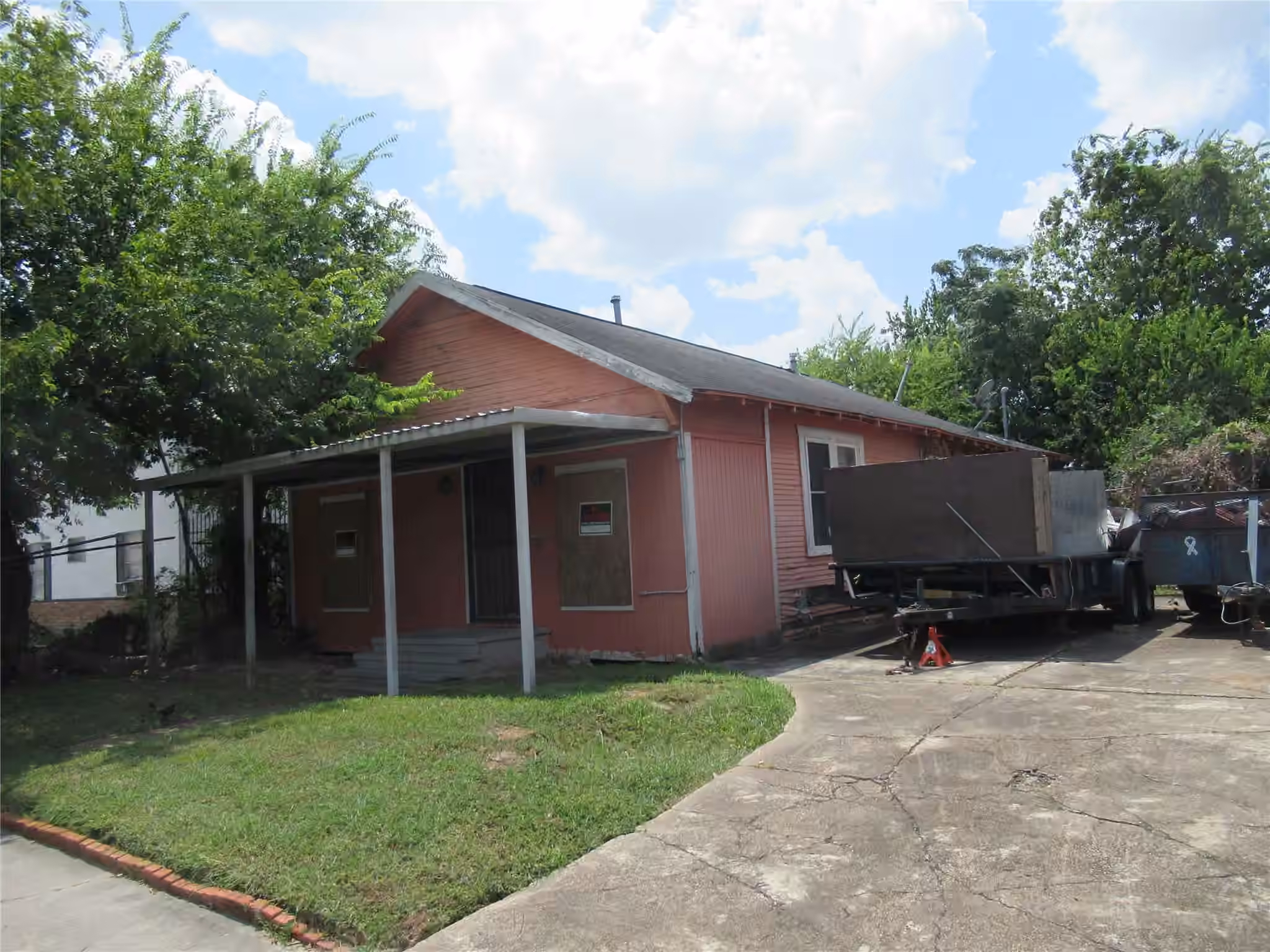 Photo 2 of 3510 Attucks Street, Houston, TX