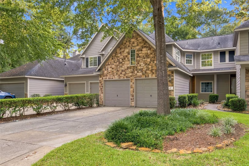 Photo of 47 Alderon Woods Place, Spring, TX 77382