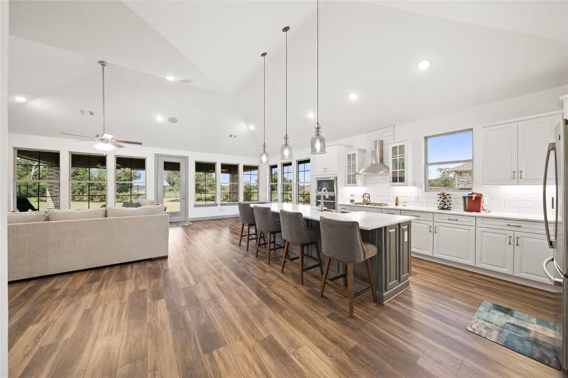 Photo 5 of 5739 Bobwhite Trail, Manvel, TX