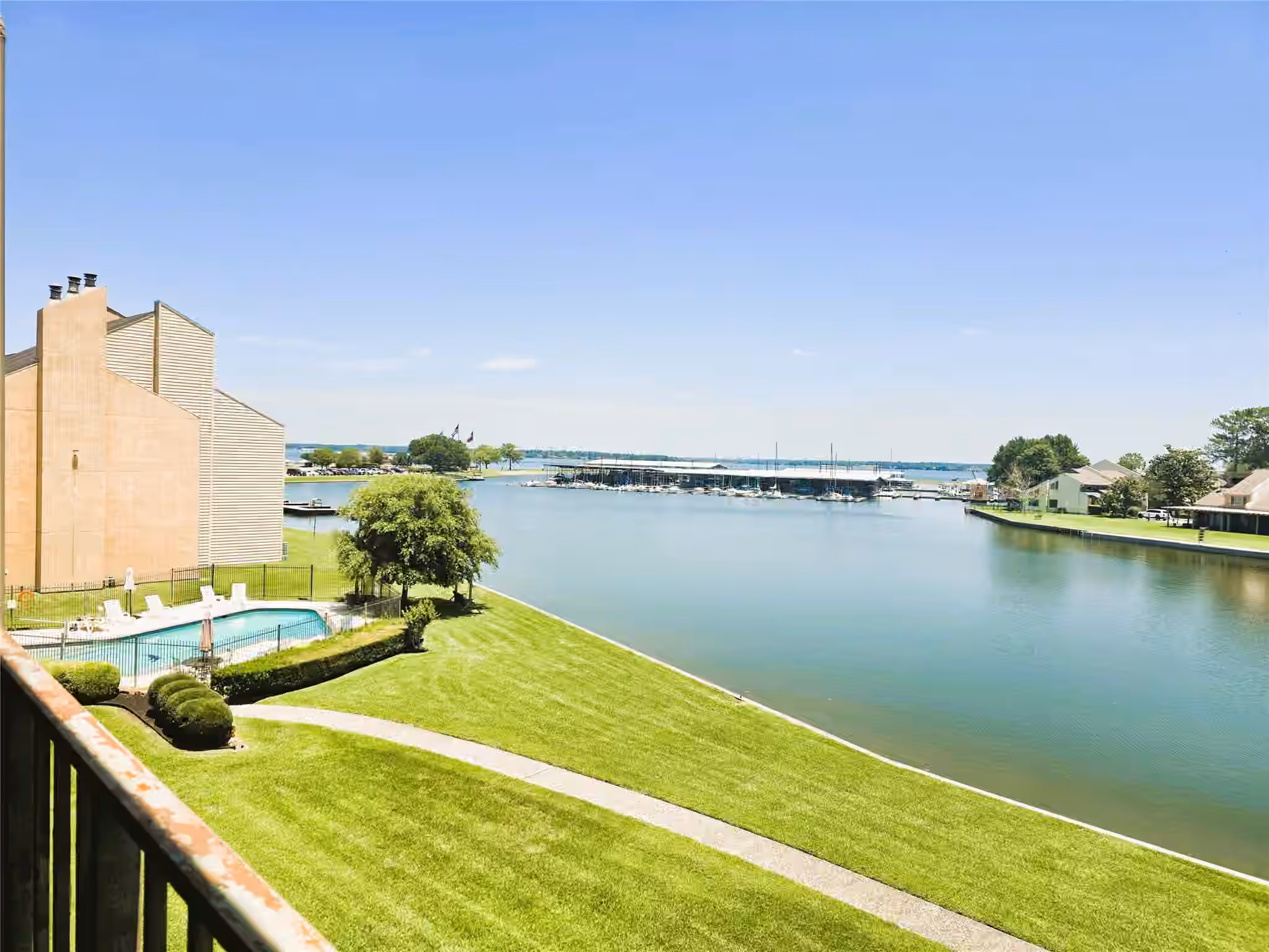 Photo of 12600 Melville Drive 323b, Montgomery, TX 77356