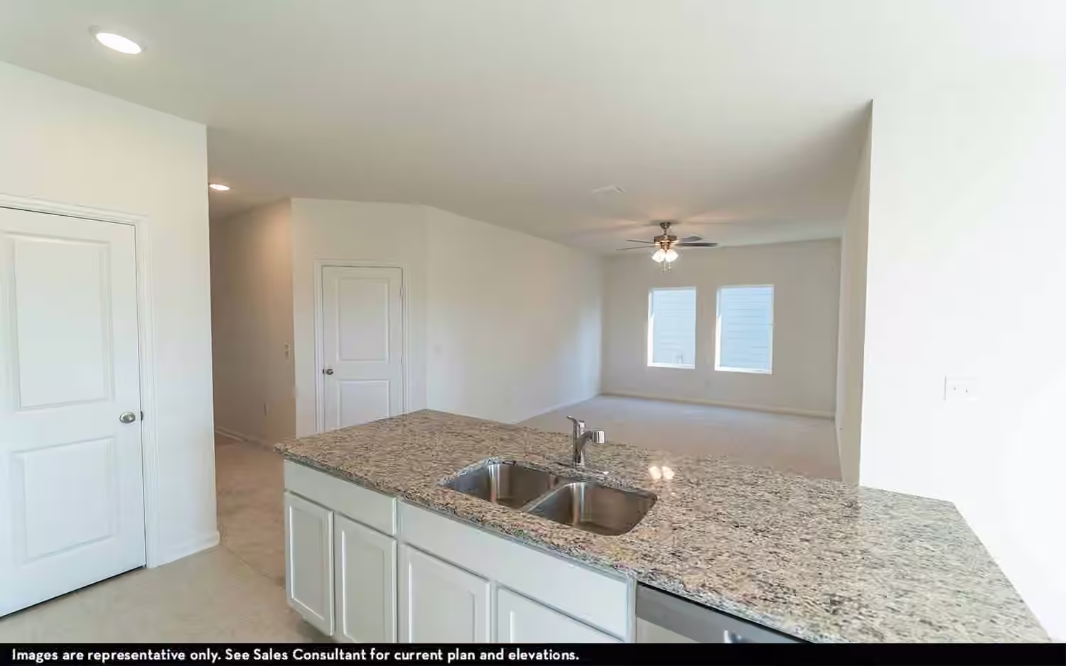 Photo 3 of 4559 Pinehurst Trace Drive, Pinehurst, TX