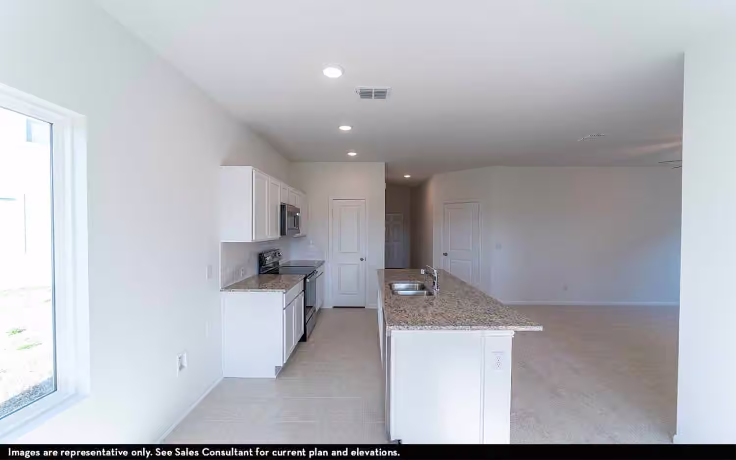 Photo 4 of 4559 Pinehurst Trace Drive, Pinehurst, TX