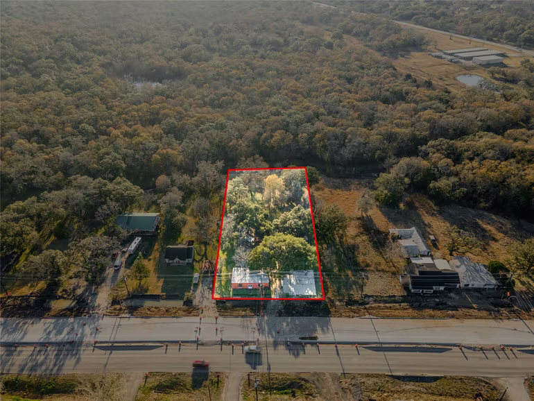 Photo of 1014 S Columbia Drive, West Columbia, TX