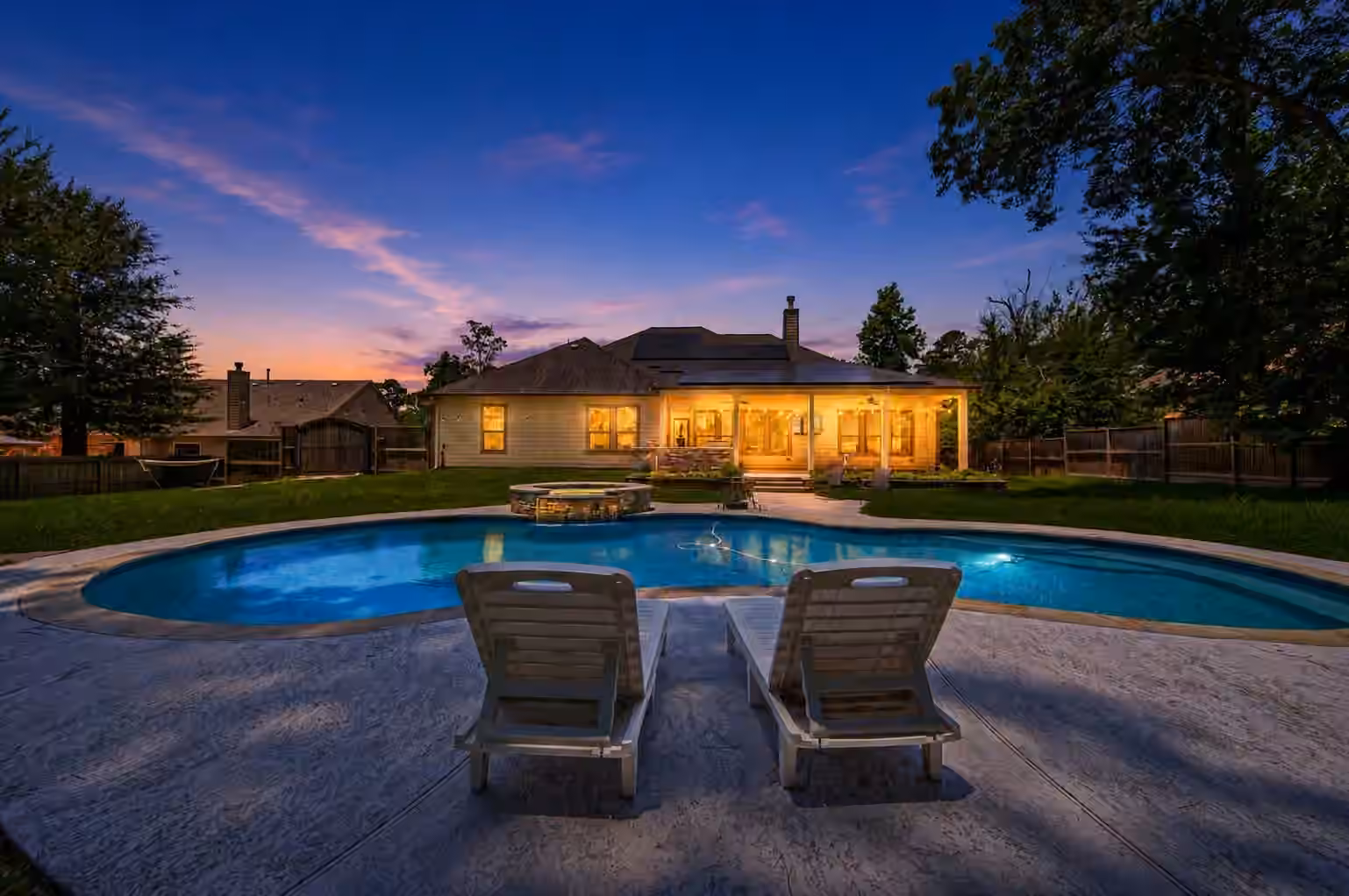 Photo 2 of 28510 Redwood Cliff Lane, Huffman, TX