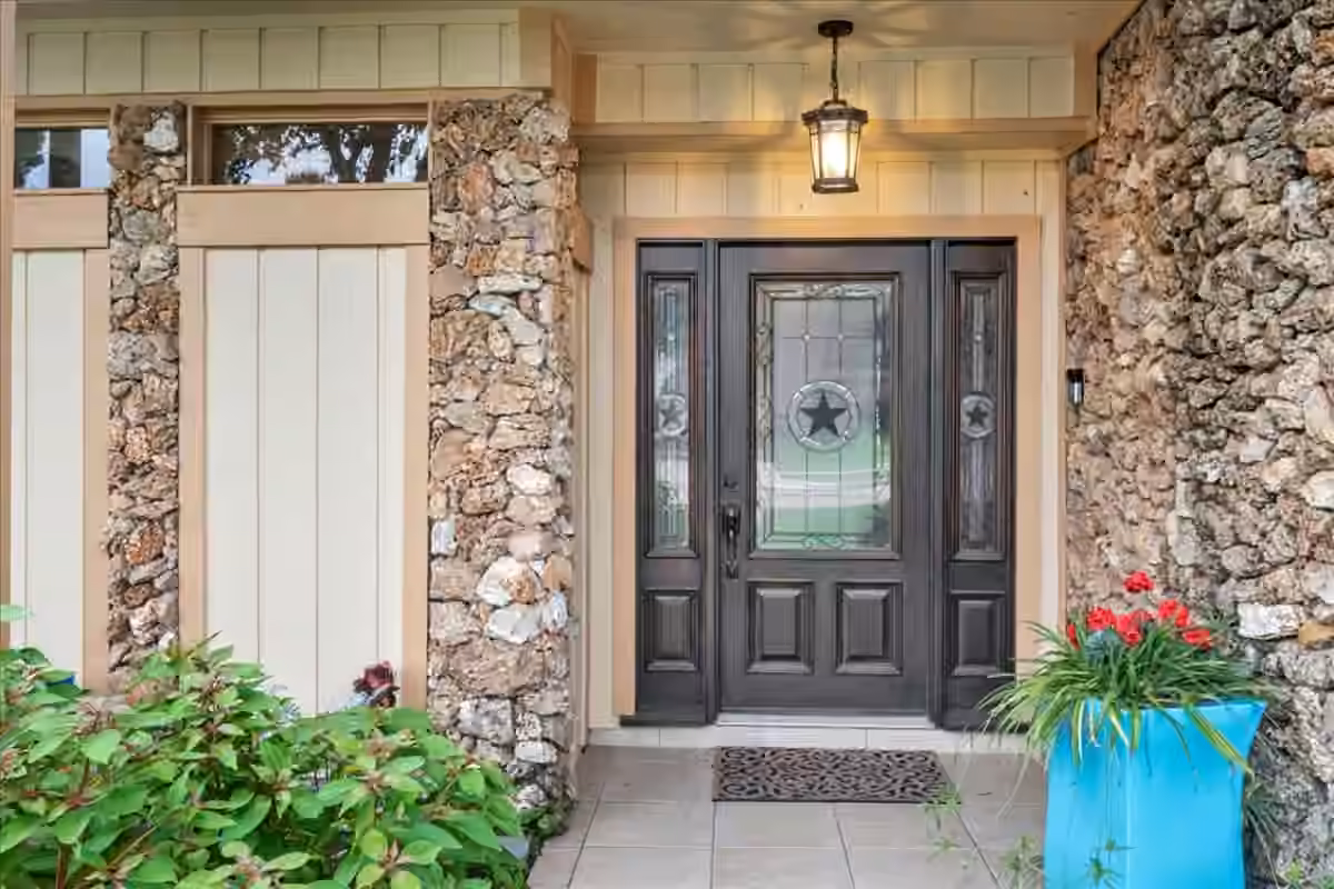 Photo 7 of 307 Crestwood Drive, El Lago, TX
