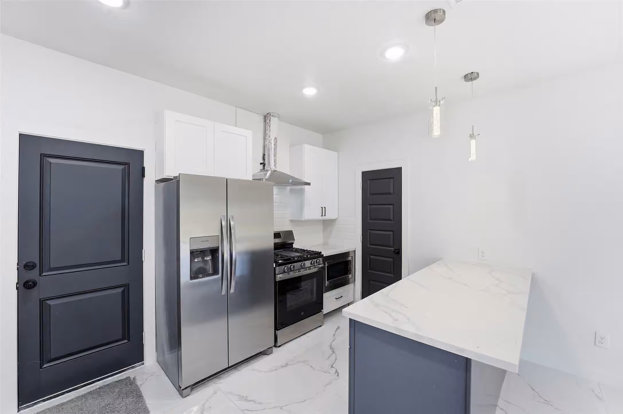 Photo 6 of 982 S Ellington Street, Houston, TX