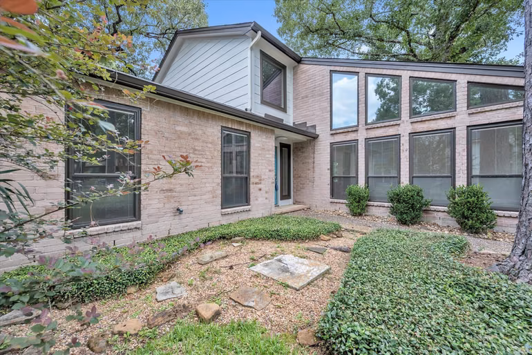 Photo 6 of 3402 Laurel Crest Court, Houston, TX