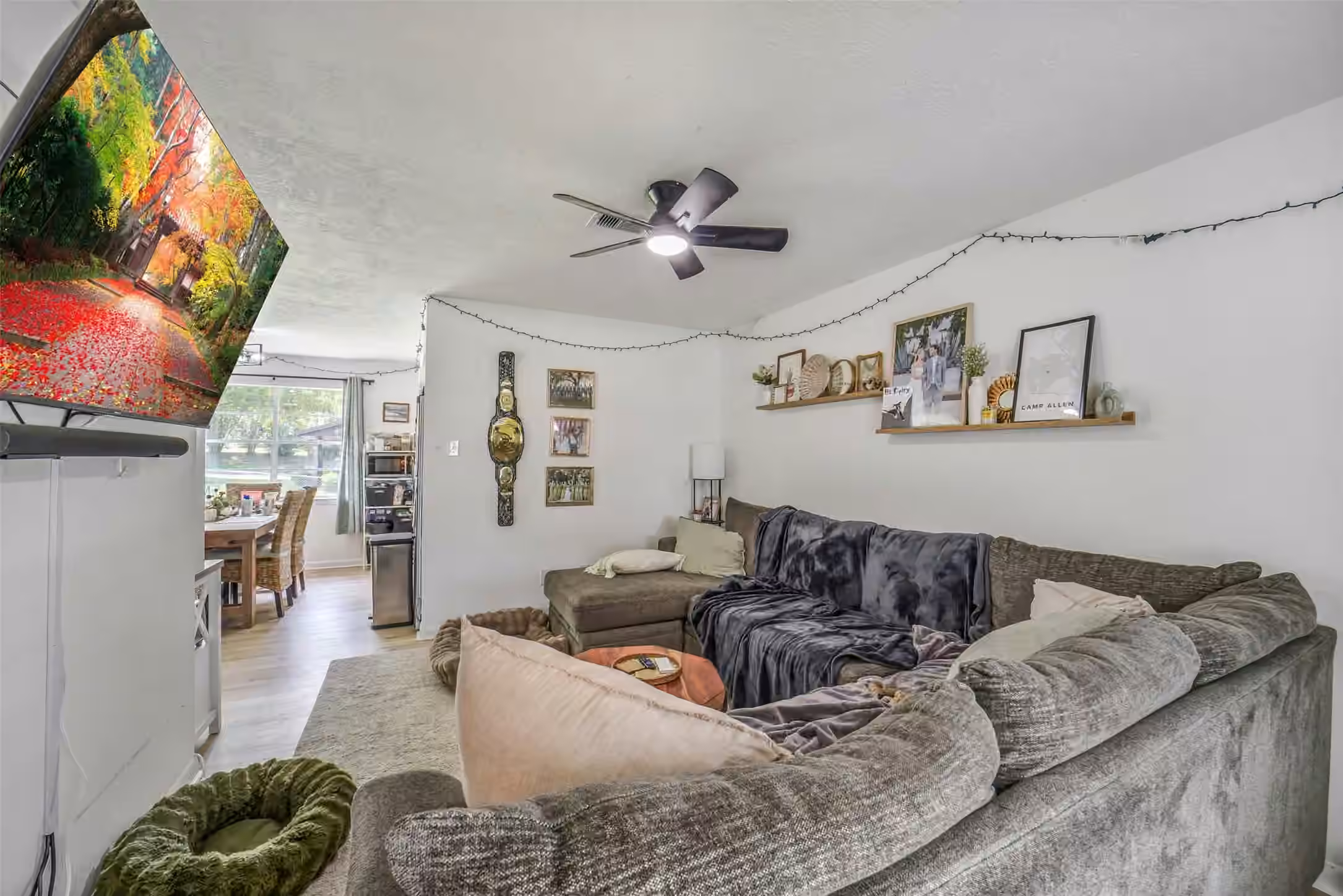 Photo 6 of 221 N Baron Street, Bellville, TX