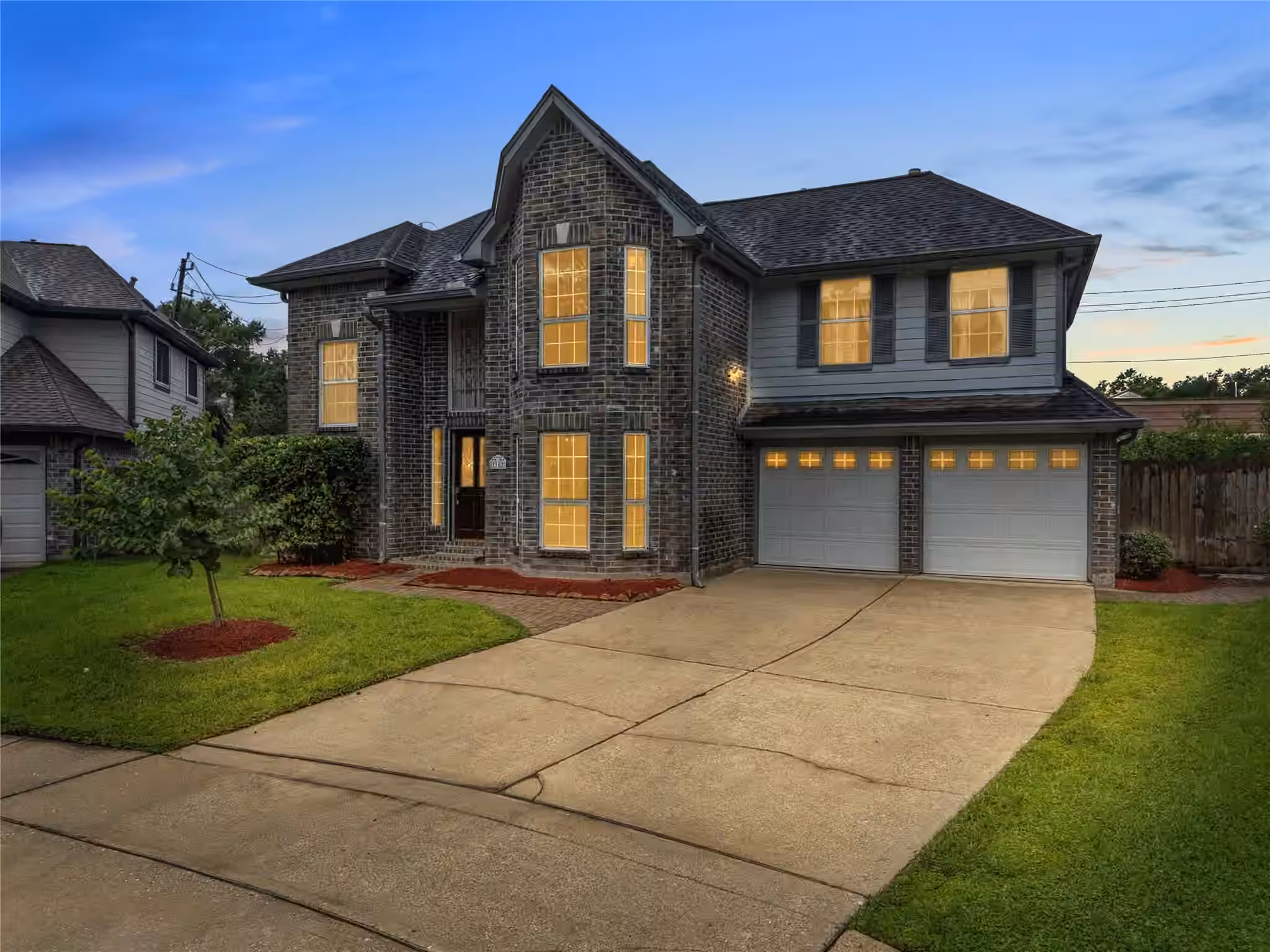 Photo 2 of 1102 Juniper Canyon Lane, Houston, TX