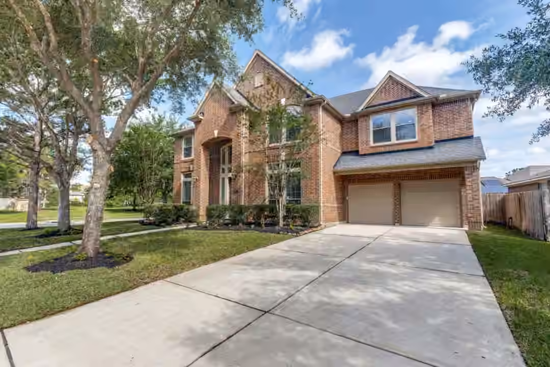 Photo 3 of 9318 Rainbluff Lane, Katy, TX