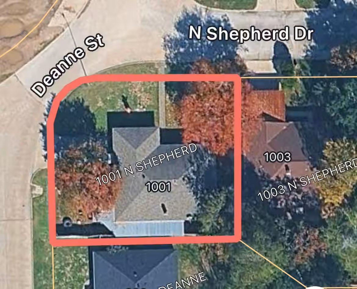 Photo 3 of 1001 N Shepherd Drive, Baytown, TX