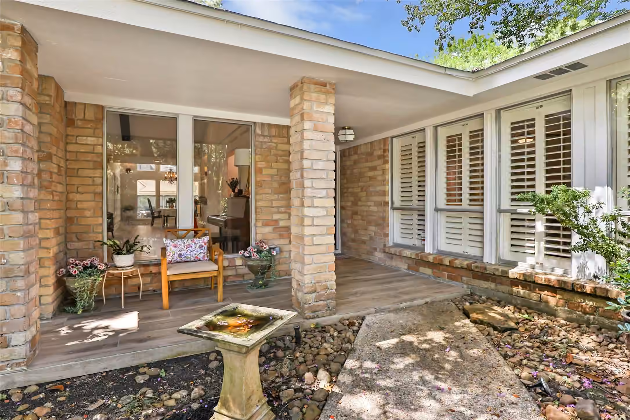 Photo 4 of 3714 Swift Creek Drive, Kingwood, TX