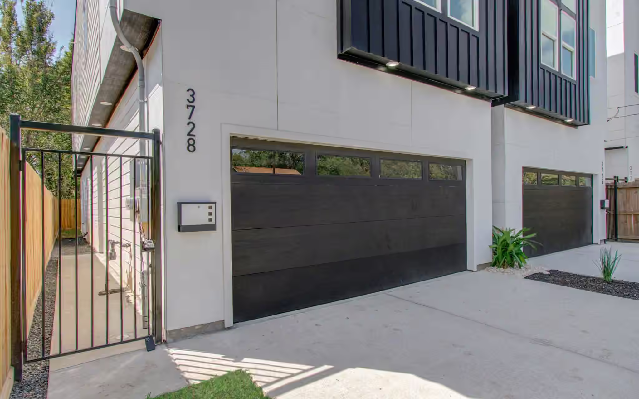 Photo 2 of 3728 Noah Street, Houston, TX