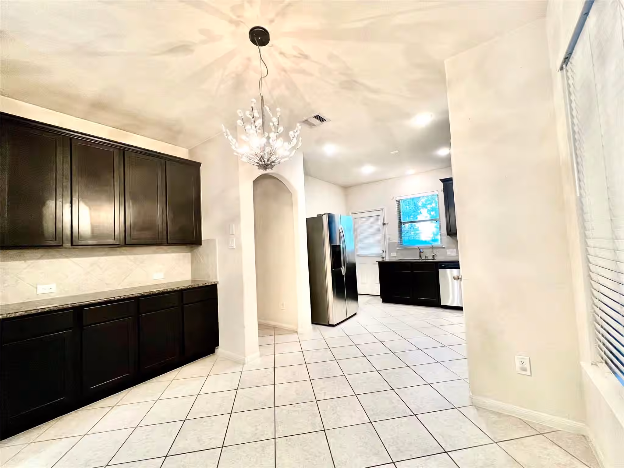 Photo 7 of 1907 Sophia Drive, Houston, TX