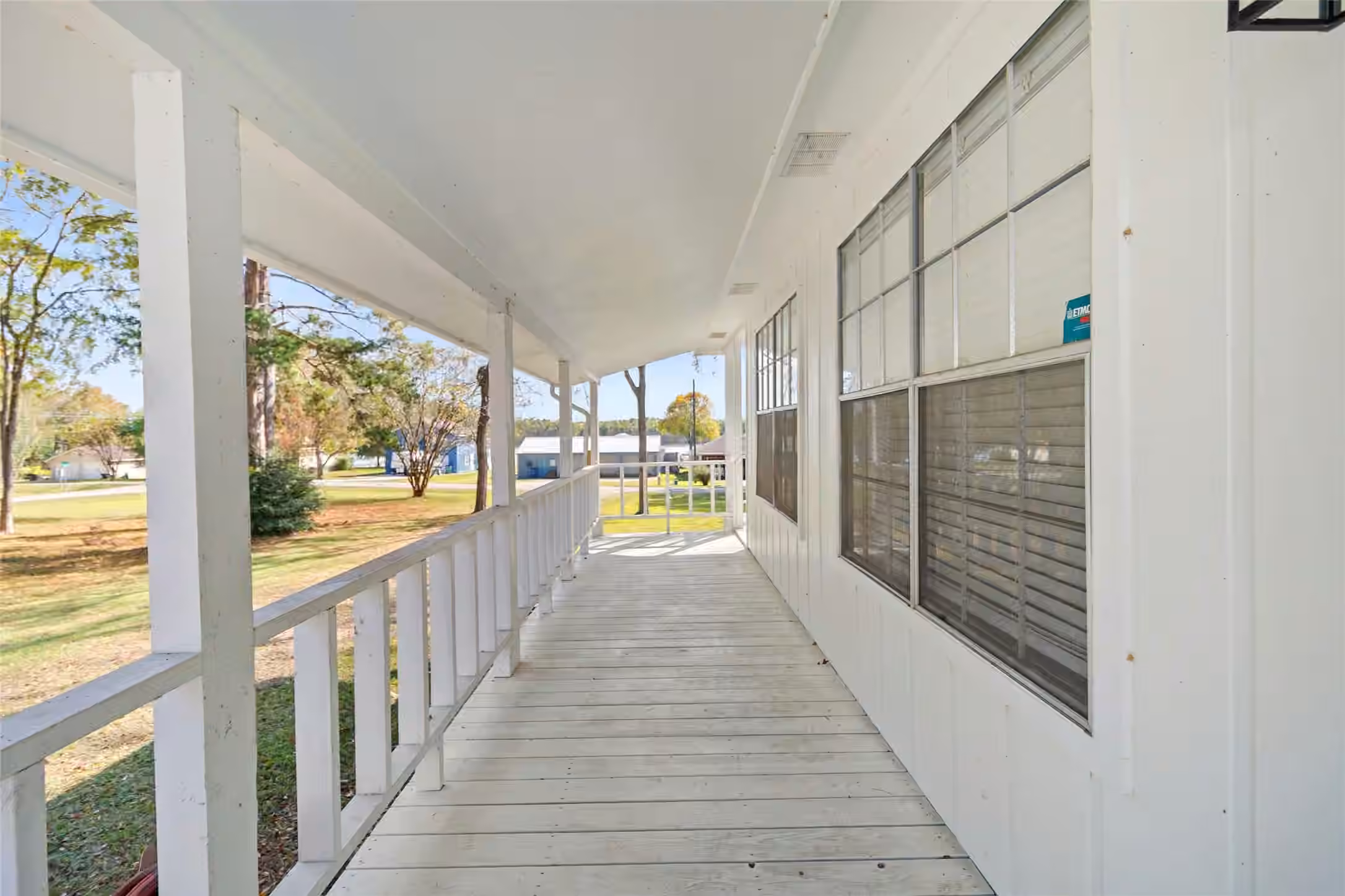 Photo 4 of 159 Yacht Circle, Trinity, TX
