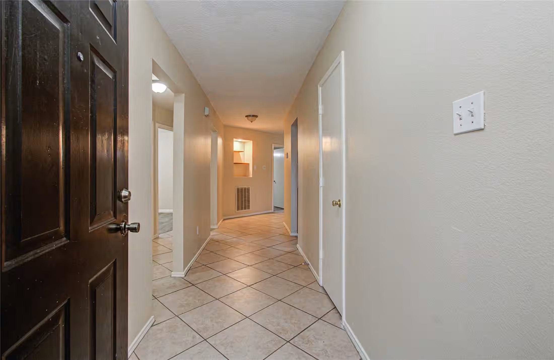 Photo 6 of 16835 Carbridge Drive, Houston, TX