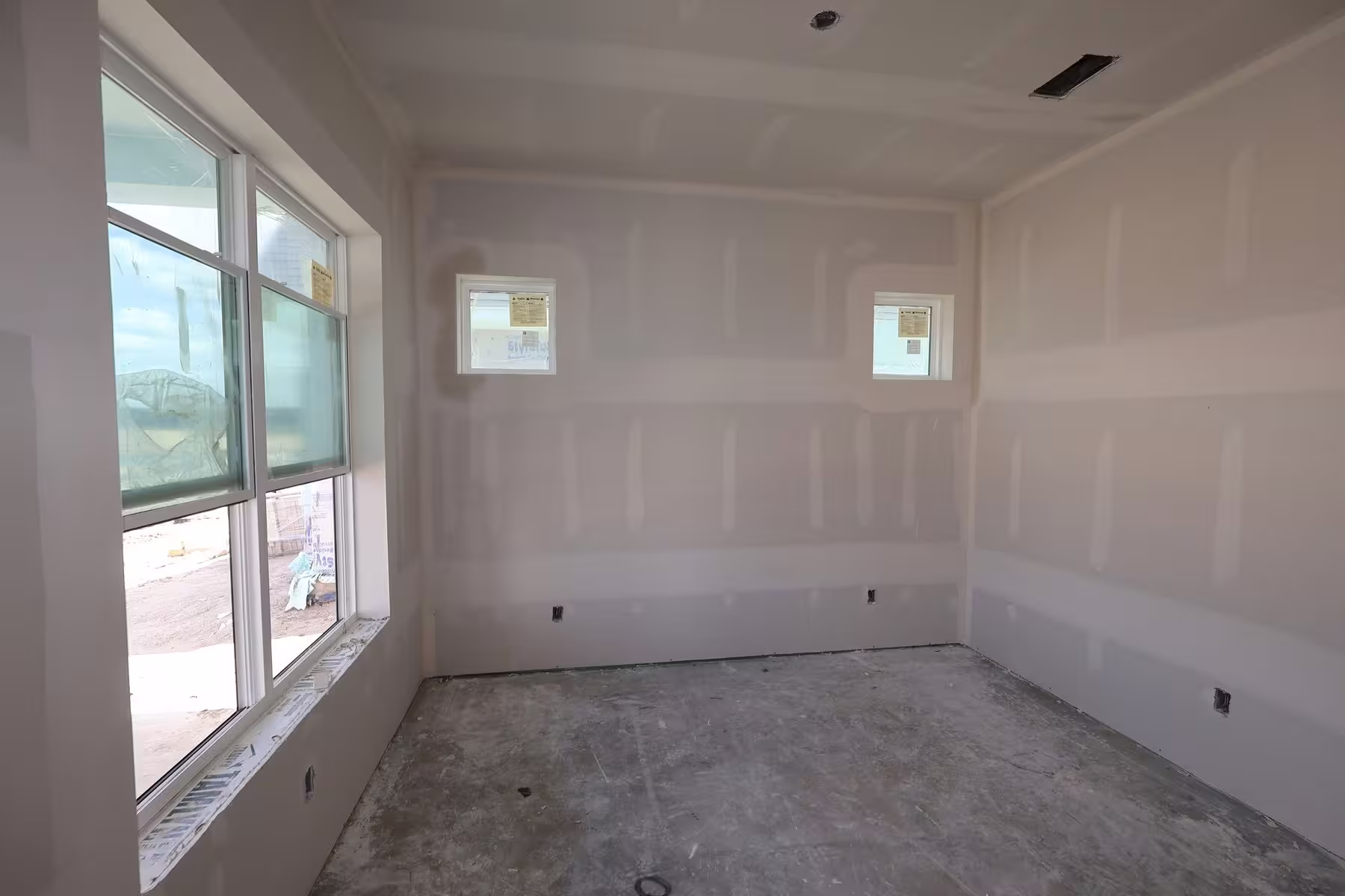 Photo 7 of 12411 Emerald Enclave Drive, Cypress, TX
