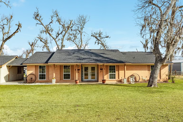 Photo 2 of 400 Pecan Estates Road C616R, Angleton, TX