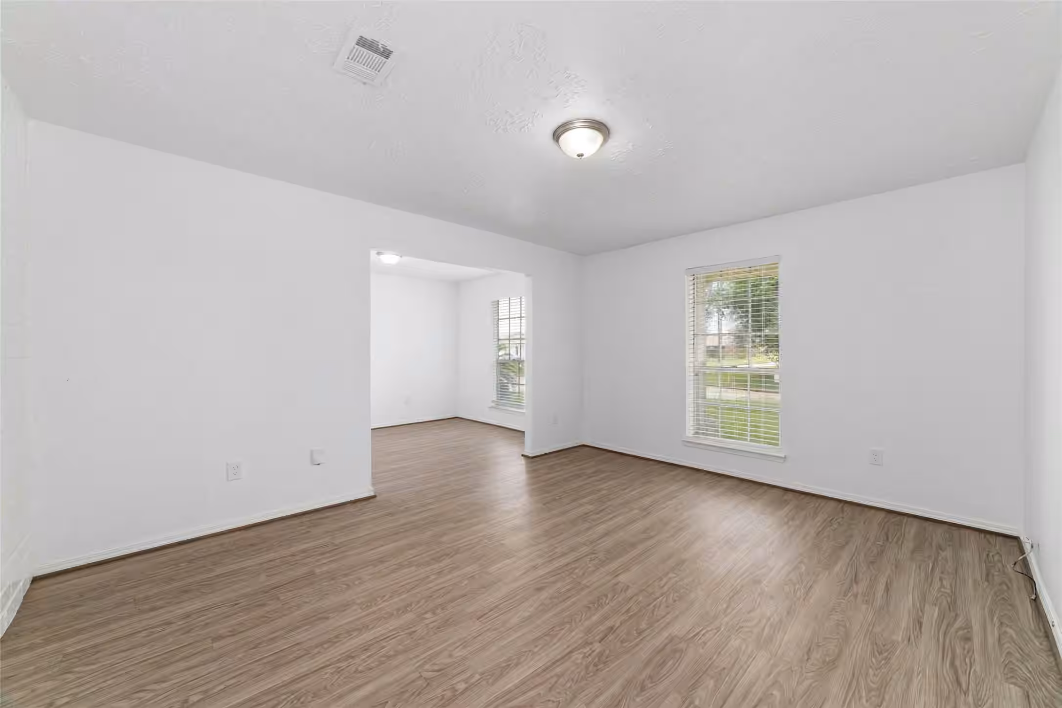 Photo 6 of 23802 Verngate Drive, Spring, TX