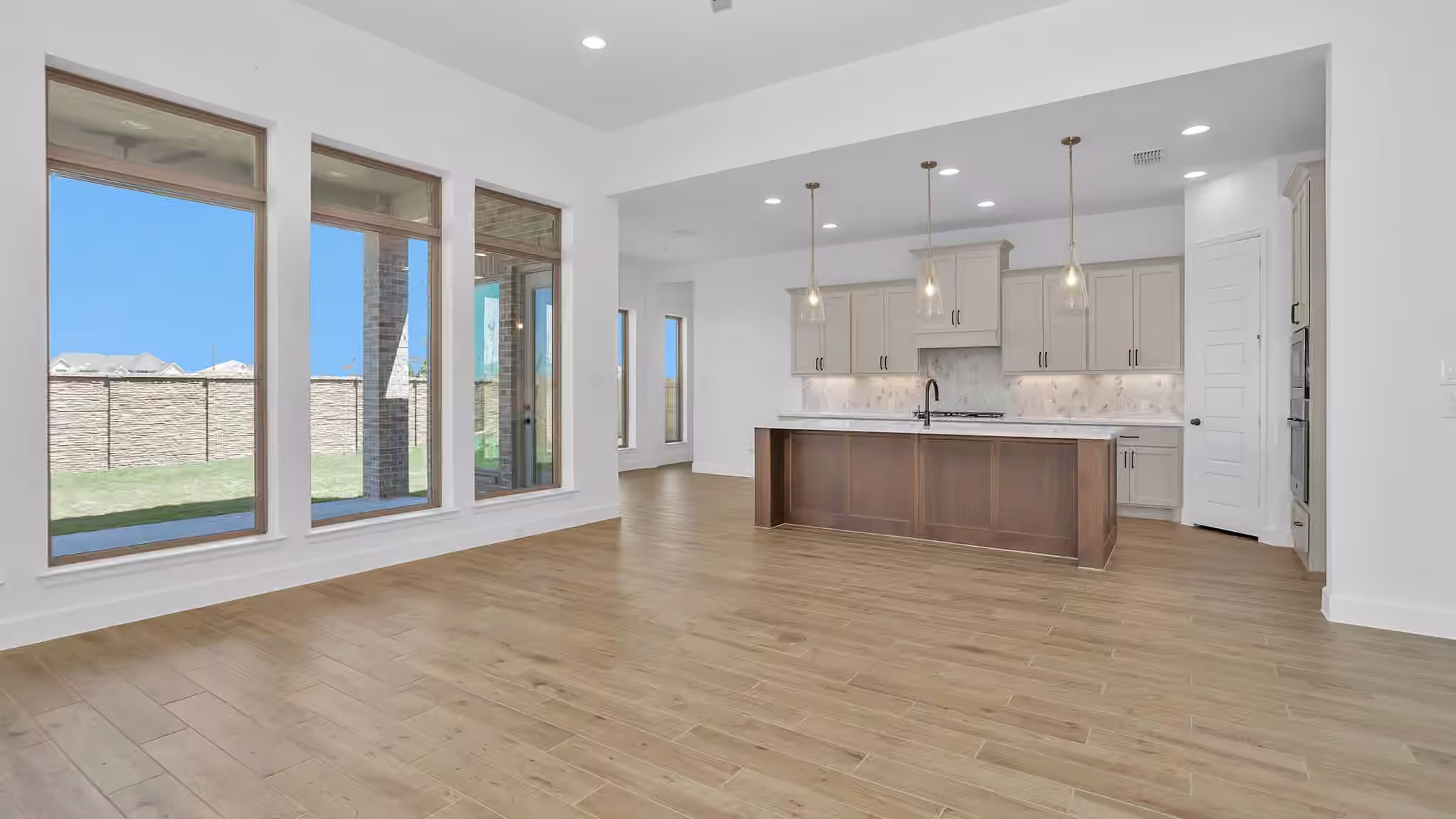Photo 2 of 1236 Emerald Lake Drive, Katy, TX