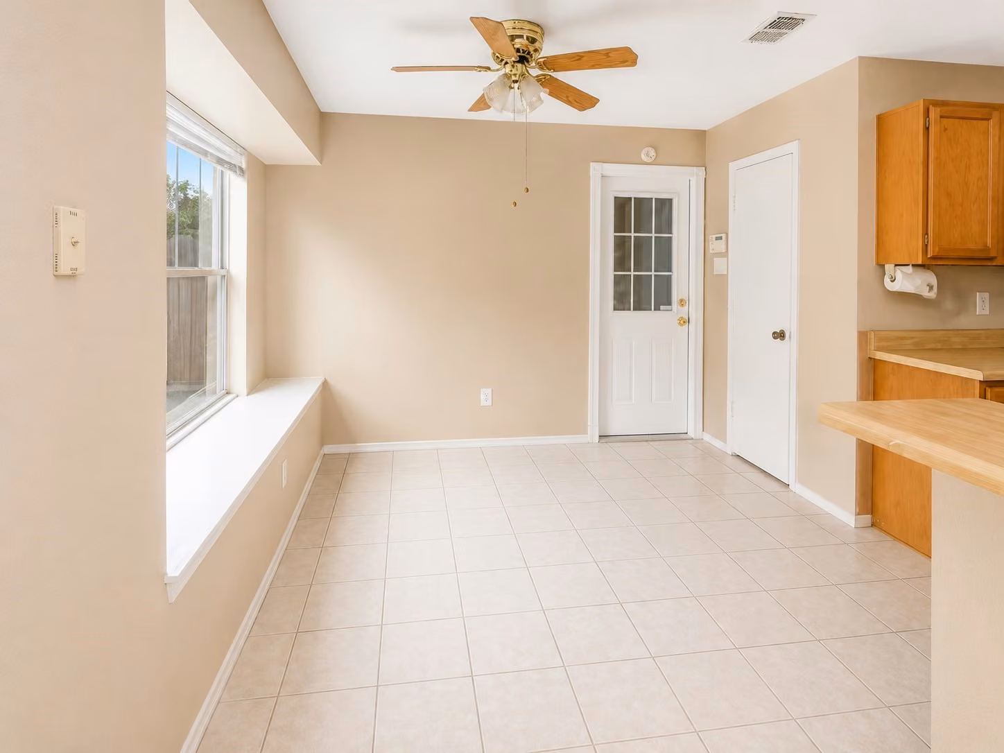 Photo 4 of 2623 Cypressvine Drive, Houston, TX