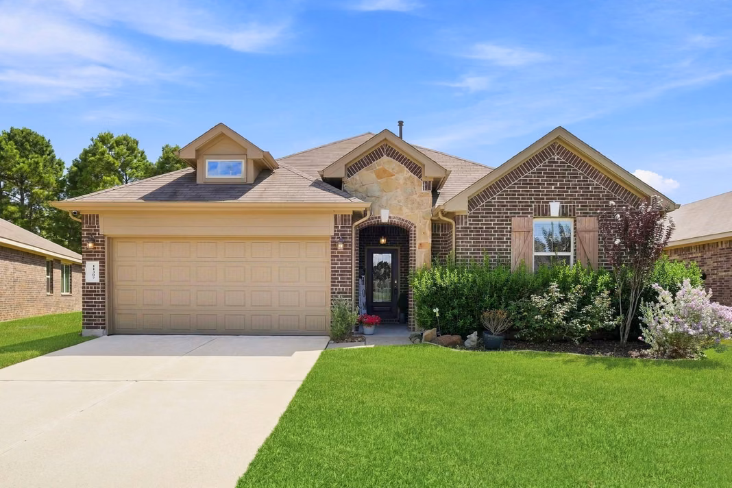 Photo of 11307 Dawn Beach Lane, Conroe, TX 77304