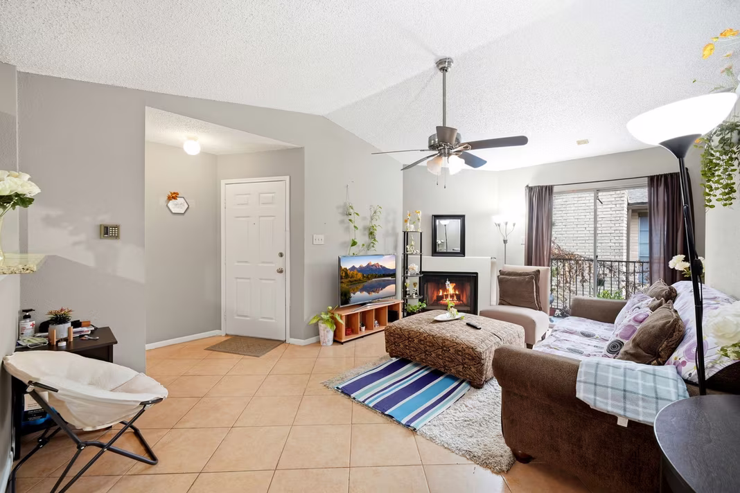 Photo 5 of 2121 Hepburn Street 820, Houston, TX