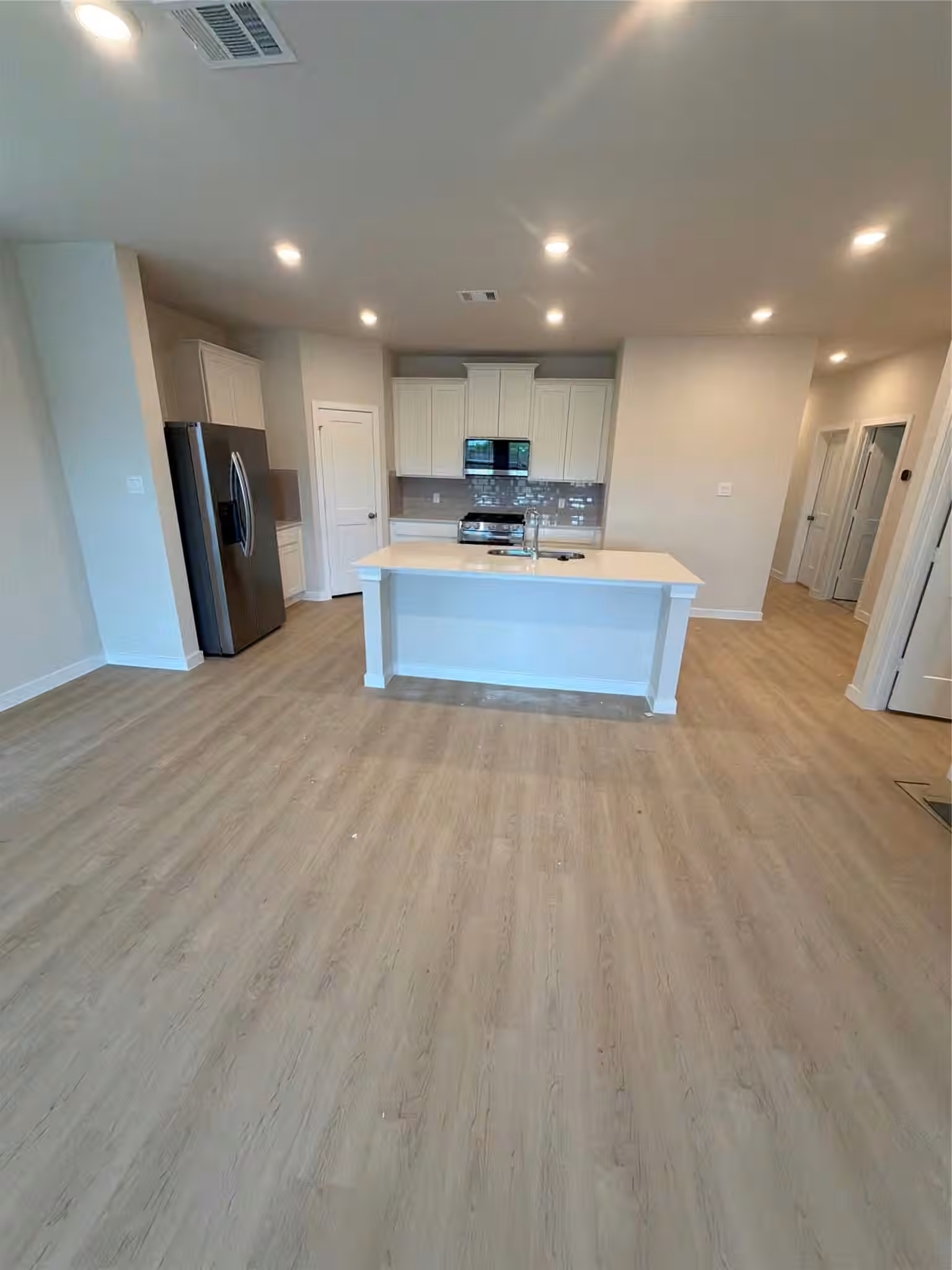 Photo 2 of 8305 Rose Quartz Drive, Texas City, TX